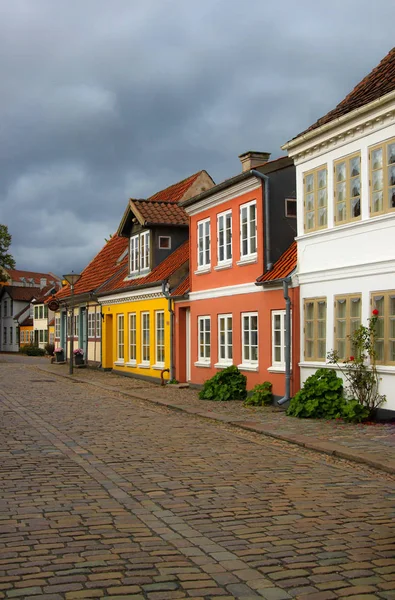 Brukowanej uliczce w Odense, Dania — Zdjęcie stockowe