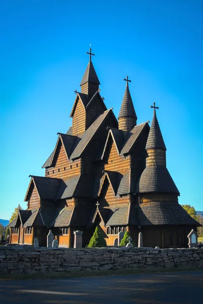 Igreja de Heddal stave na Noruega — Fotografia de Stock