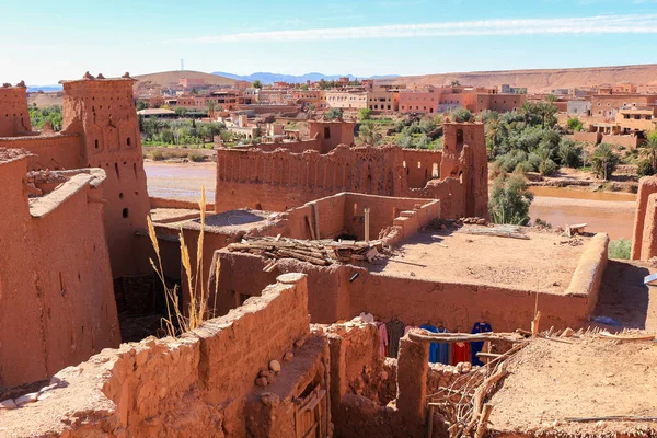 屋顶上的 Ait Benhaddou，摩洛哥 — 图库照片