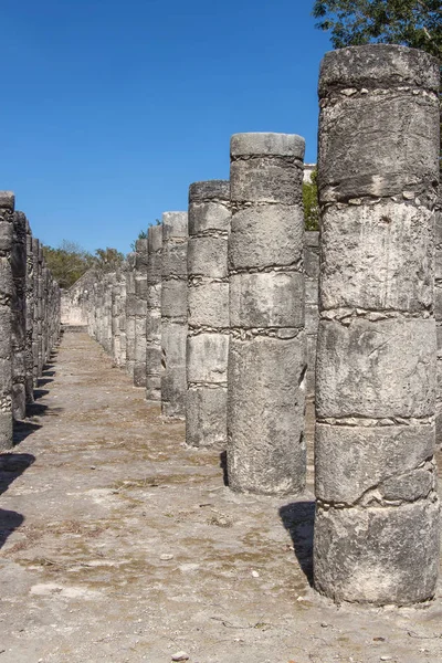 Cour des Mille Colonnes à Chichen Itza, Yucatan, Mexique — Photo