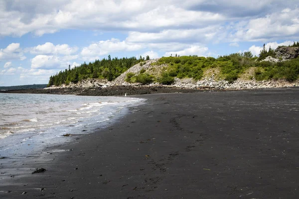Μαύρη παραλία, Lorneville, New Brunswick, στον Ατλαντικό Καναδά — Φωτογραφία Αρχείου