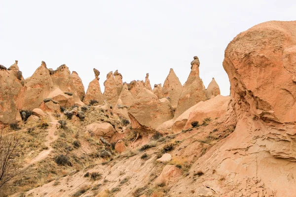 Formazioni rocciose in Cappadocia, Anatolia, Turchia — Foto Stock