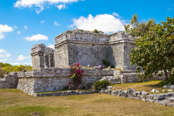 Ruiny w mieście Tulum, Meksyk — Zdjęcie stockowe