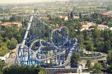 Lunaparkta hız treni 