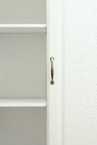 Genişletilmiş biçimde dolap