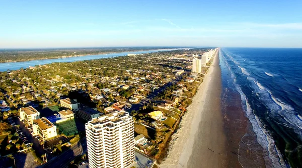 Vackra Flygfoto över Daytona Beach på en solig dag, Fl — Stockfoto