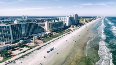 Daytona Beach Atlantik deniz, Florida hava görünümünü boyunca