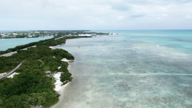 Islamorada sahil ve okyanus, Florida - ABD havadan görünümü