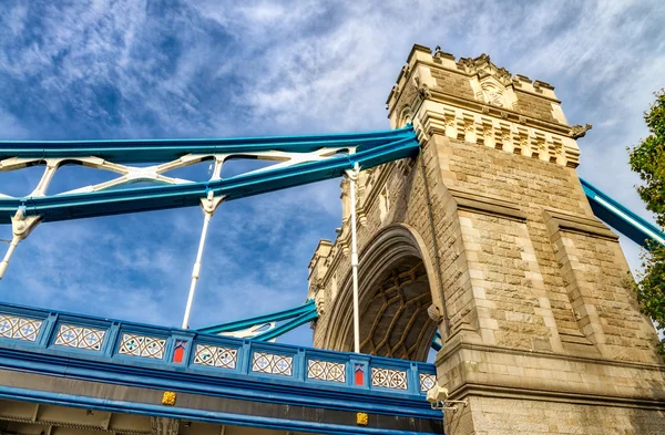 Λονδίνο, Ηνωμένο Βασίλειο. Υπέροχη θέα της γέφυρας πύργων — Φωτογραφία Αρχείου