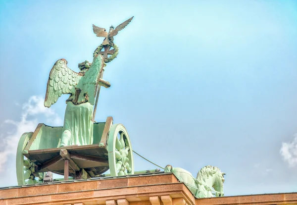 Бранденбургские ворота в прекрасный день, Берлин — стоковое фото