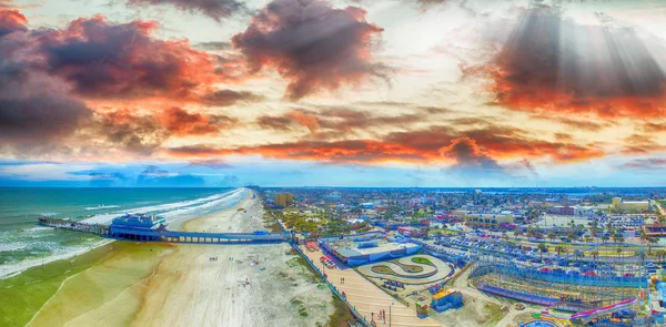 Daytona Beach kustlijn zonsondergang, Luchtfoto uitzicht op Florida - Usa — Stockfoto