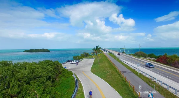 Overseas Highway letecký pohled na krásný slunečný den, Florida — Stock fotografie