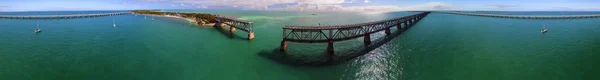 Alte brücke im bahia honda state park, luftaufnahme von florida — Stockfoto