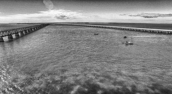 Vieux pont dans Bahia Honda State Park, vue aérienne de la Floride — Photo