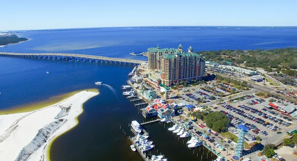 Destin, Florida. Vista aérea del hermoso horizonte de la ciudad — Foto de Stock