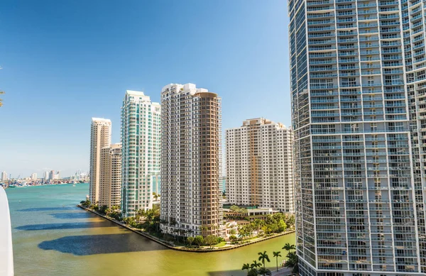 Brickell Key buildings in Miami — Stock Photo, Image