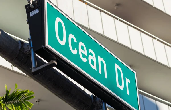 Πινακίδα Ocean Drive στην παραλία του Μαϊάμι, Φλόριντα — Φωτογραφία Αρχείου