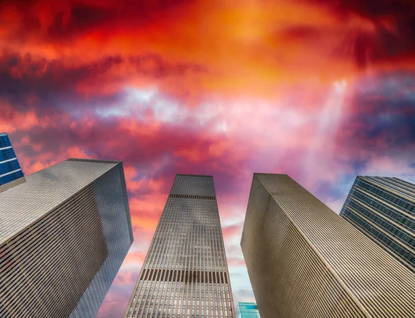 New York City Panorama při západu slunce, obchodní koncept — Stock fotografie