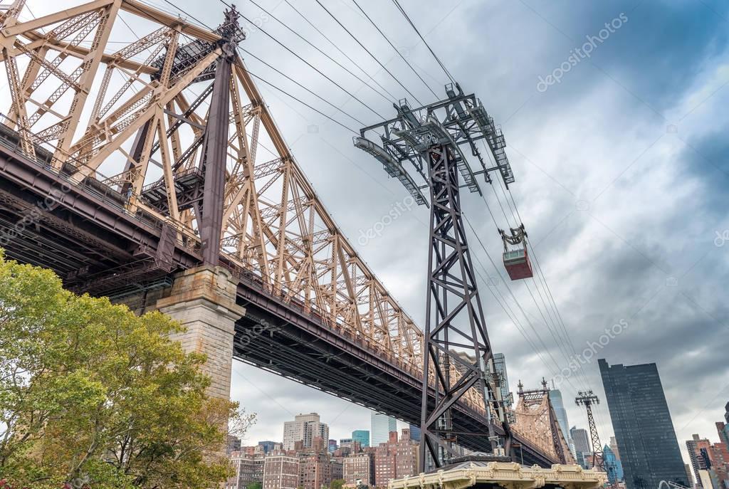 Roosevelt Island Cable Car, New York City — Stock Photo © jovannig