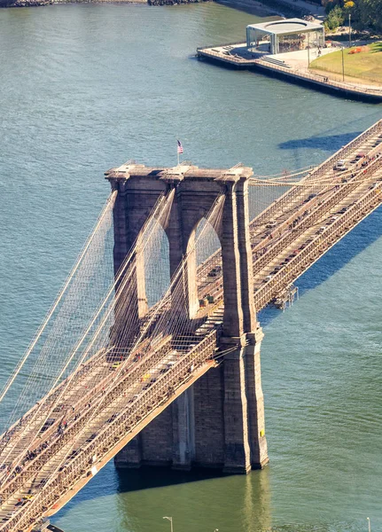 Brooklyn Bridge, letecký pohled na panorama města — Stock fotografie