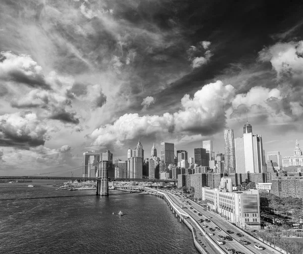 Edificios de Nueva York al atardecer, EE.UU. —  Fotos de Stock