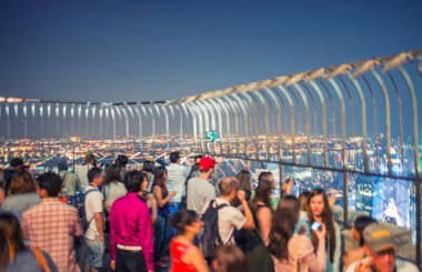 Empire State Binası turistlere