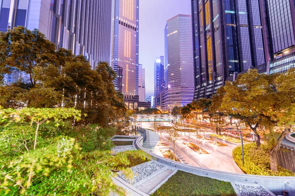 Streets of Hong Kong at night, China — Stock Photo, Image