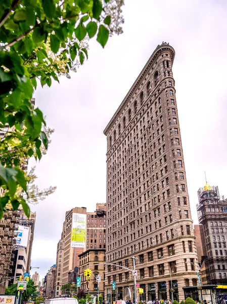 New York City - juni 2013: Flatiron building fasad i Manhattan — Stockfoto