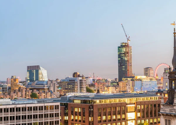 London lights and skyline - UK — Stock Photo, Image