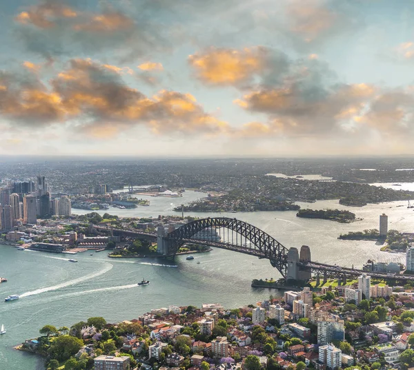 Harbour Bridge widok z helikoptera, Sydney, Australia — Zdjęcie stockowe