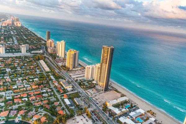 Widok z lotu ptaka wybrzeża Miami beach, Floryda — Zdjęcie stockowe