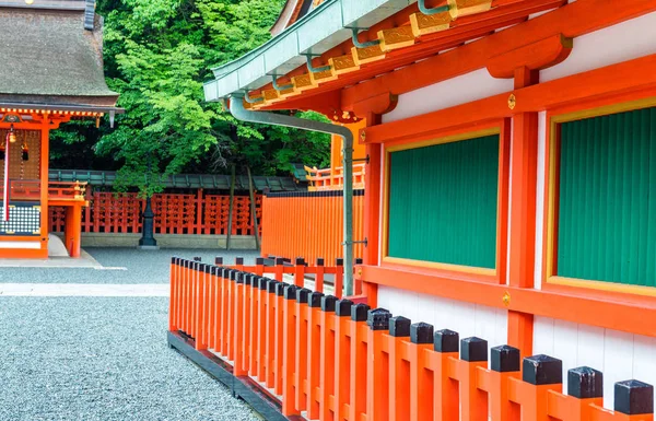 Quioto, Japão. Prédios no Santuário Fushimi Inari — Fotografia de Stock