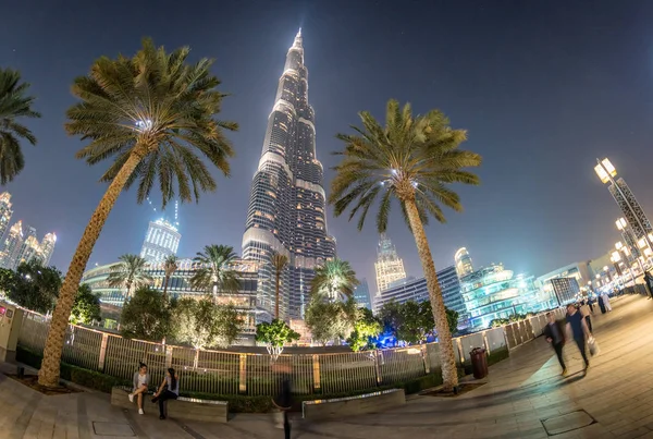 Noční světla Burj Khalifa v Dubaji — Stock fotografie