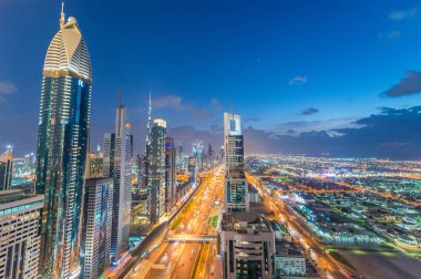 Dubai şehrinin gökyüzü manzarası