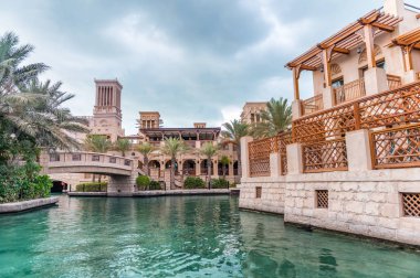 Klasik Dubai binalar