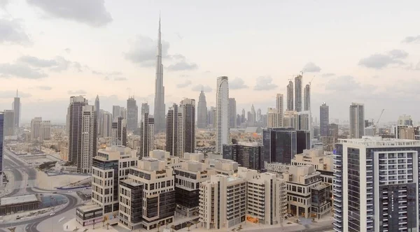 Vista aérea do centro de Dubai ao entardecer — Fotografia de Stock