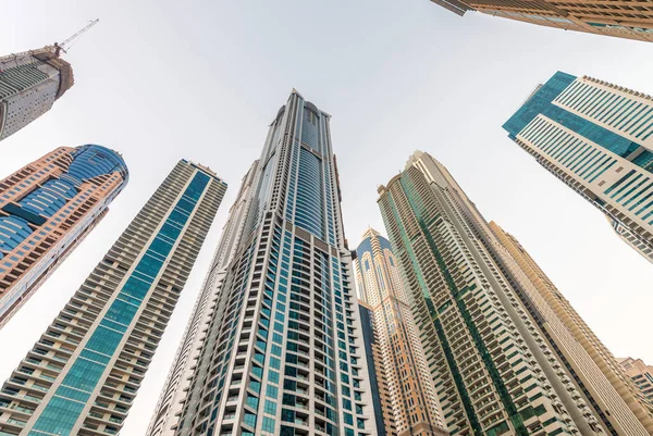 Rascacielos altos de Dubai Marina — Foto de Stock