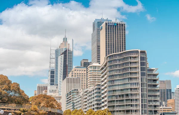 Sydneyn sataman rakennukset — kuvapankkivalokuva