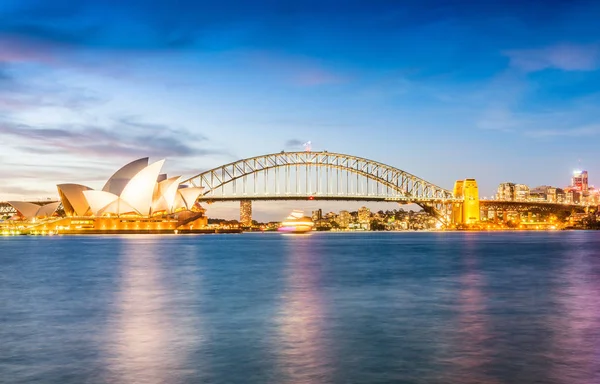 Luci di Sydney skyline di notte — Foto Stock