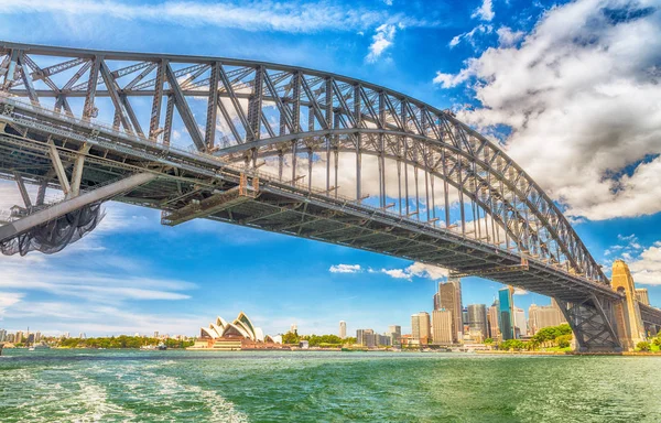 Sydney Harbour Bridge, brede hoekmening — Stockfoto