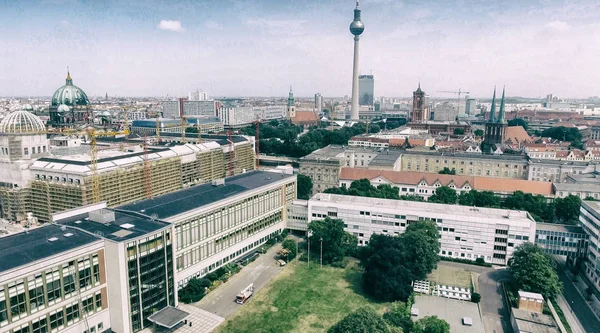 Berlin, Jerman. Pemandangan udara Katedral dan Menara TV — Stok Foto
