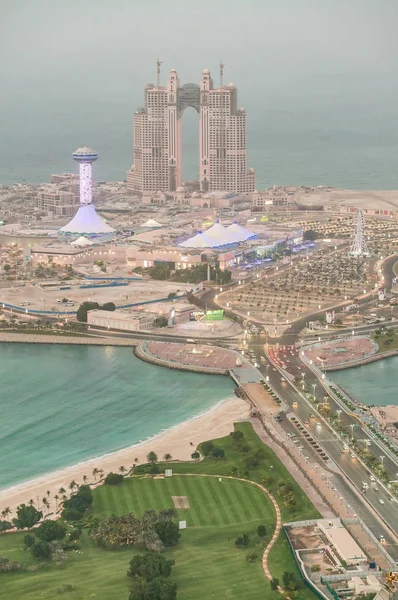 Abu Dabi Marina, Birleşik Arap Emirlikleri Hava günbatımı manzarası — Stok fotoğraf