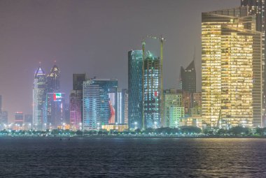 Abu Dabi gece manzarası, Birleşik Arap Emirlikleri