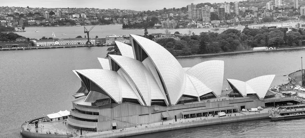 SYDNEY - NOVEMBRO 6, 2015: Vista aérea panorâmica em preto e branco — Fotografia de Stock