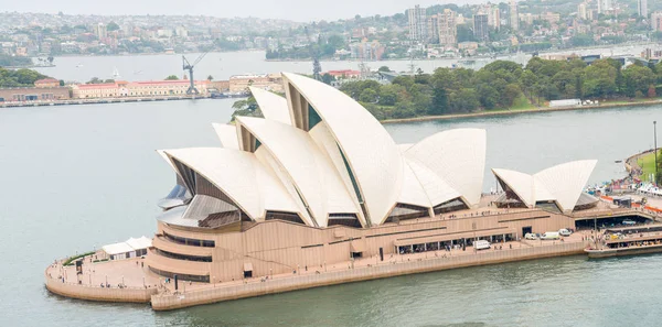 Sydney - 6 listopada 2015: Panoramiczny ptaka z opery. — Zdjęcie stockowe