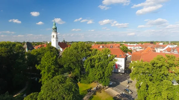 Вид с воздуха на горизонт Целле из городского парка, Германия — стоковое фото