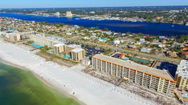 Fort Walton, Fl - Şubat 2016: Havadan görünümü şehir ve kaplama. F
