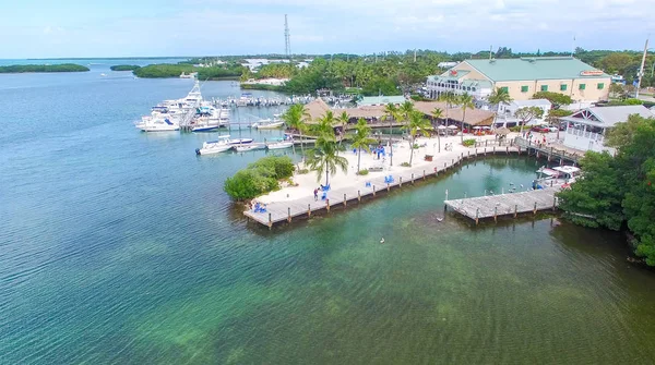 ISLAMORADA, FL - FEVEREIRO 2016: Vista aérea da cidade. Islamorada é — Fotografia de Stock