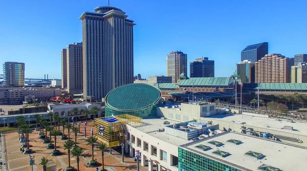 NEW ORLEANS, LA - FEBRERO 2016: Vista aérea de la ciudad. Nueva Orleans a —  Fotos de Stock