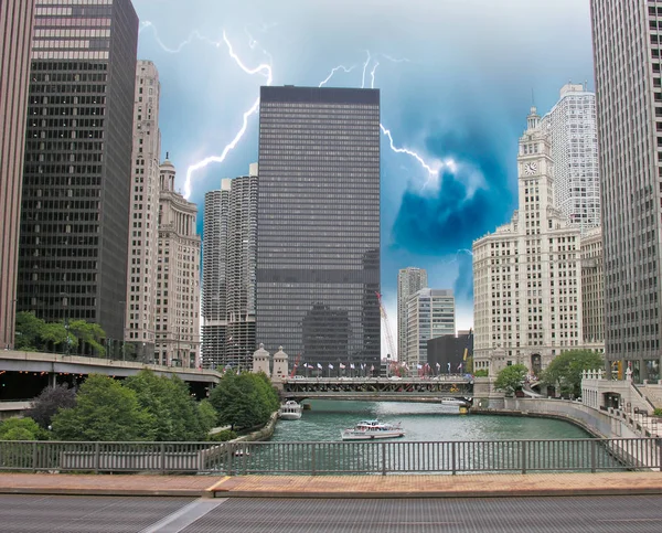 Storm naderen van Chicago, Illinois — Stockfoto